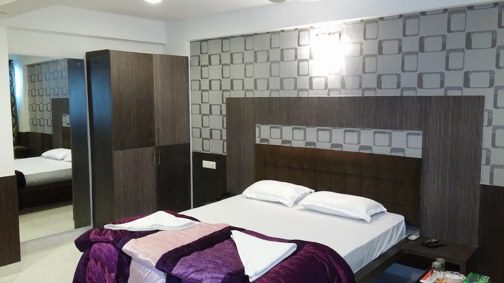 Capital Suites Bangalore Ngoại thất bức ảnh