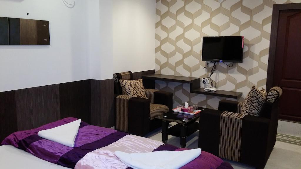 Capital Suites Bangalore Ngoại thất bức ảnh