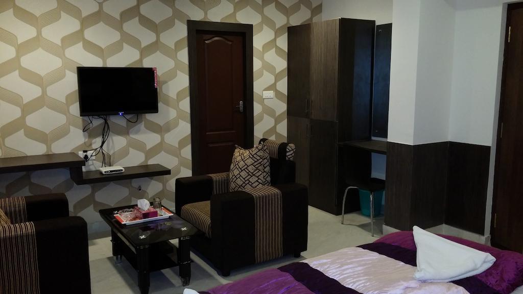 Capital Suites Bangalore Ngoại thất bức ảnh