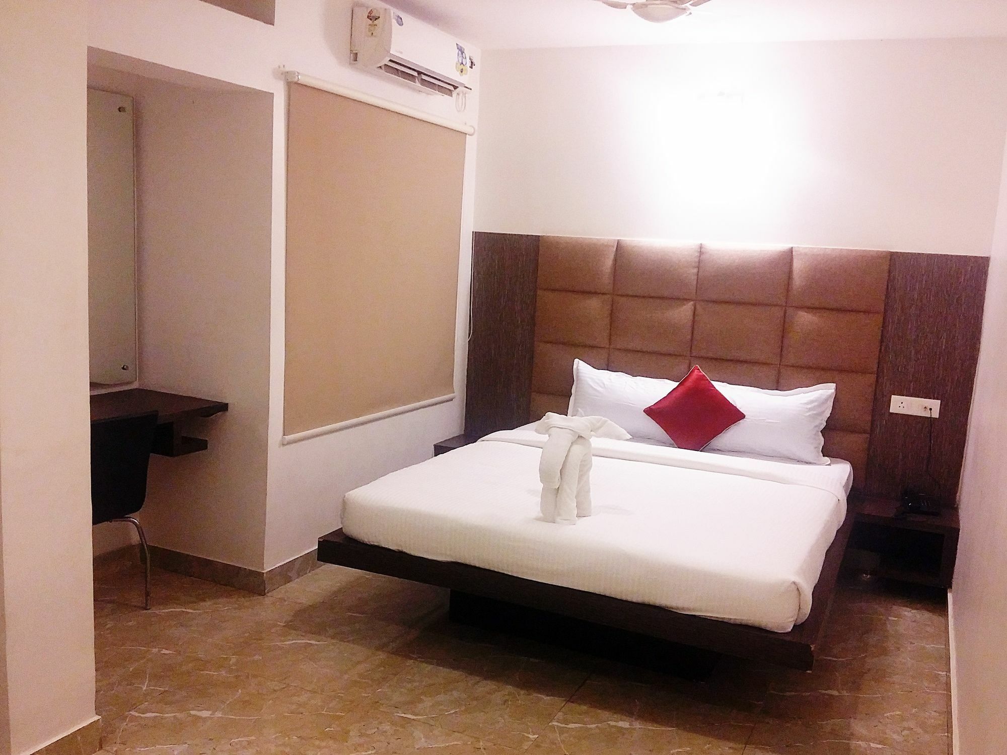 Capital Residency Hotel Bangalore Ngoại thất bức ảnh