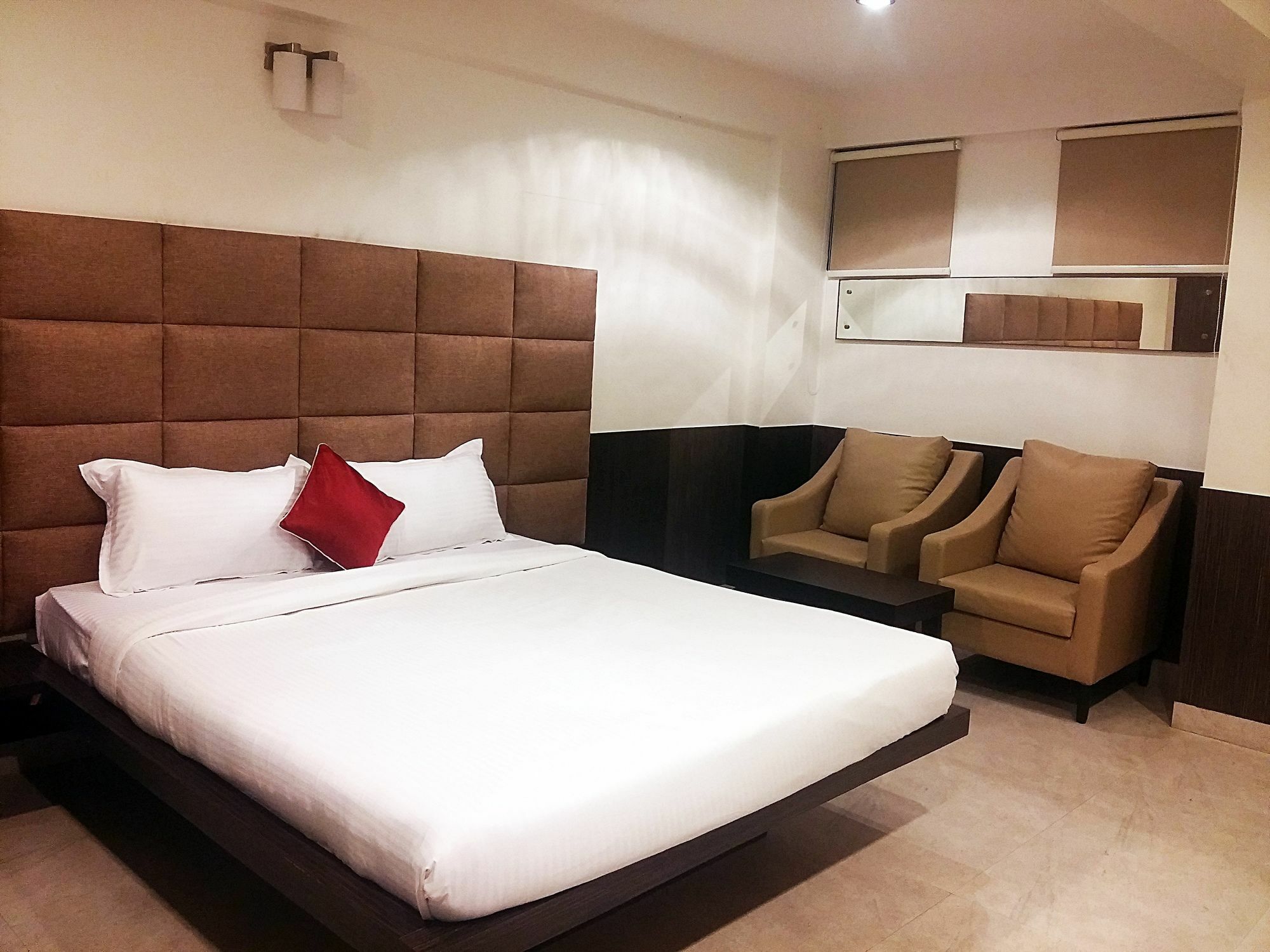 Capital Suites Bangalore Ngoại thất bức ảnh